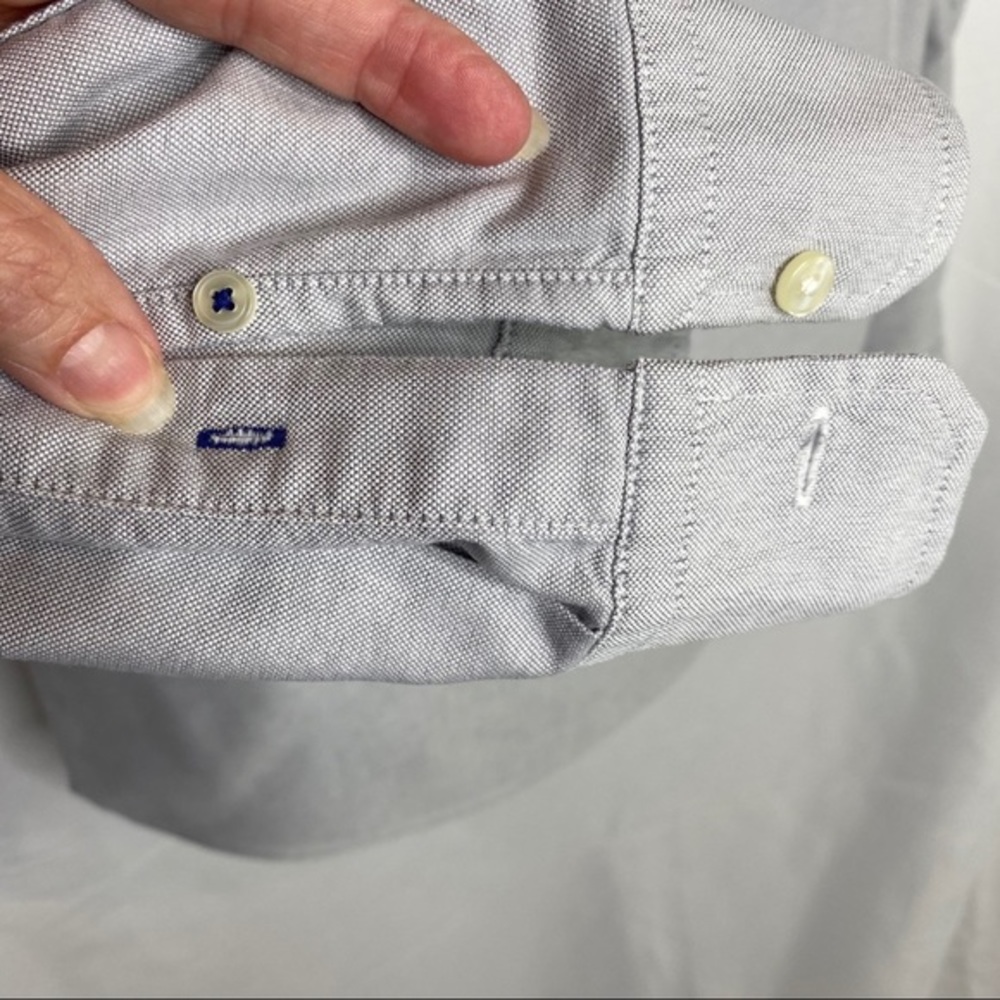 Aeo Solid Gray Casual Button Down Small - image 5